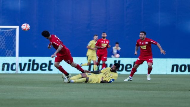Super League: «Αλύγιστος» ο Βόλος – Επέστρεψε από το 2-0 και πέτυχε μυθική ανατροπή στο Αγρίνιο (video)
