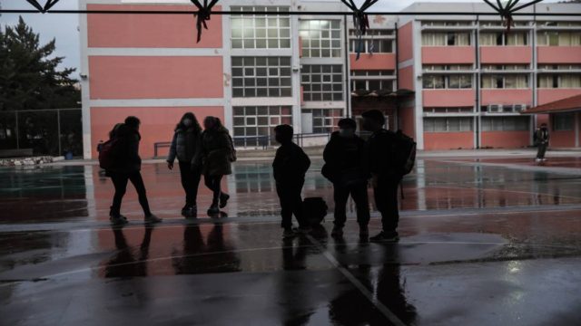 Τρόμος στην Κρήτη: 13χρονος απείλησε με μαχαίρι 11χρονη μαθήτρια Δημοτικού σχολείου