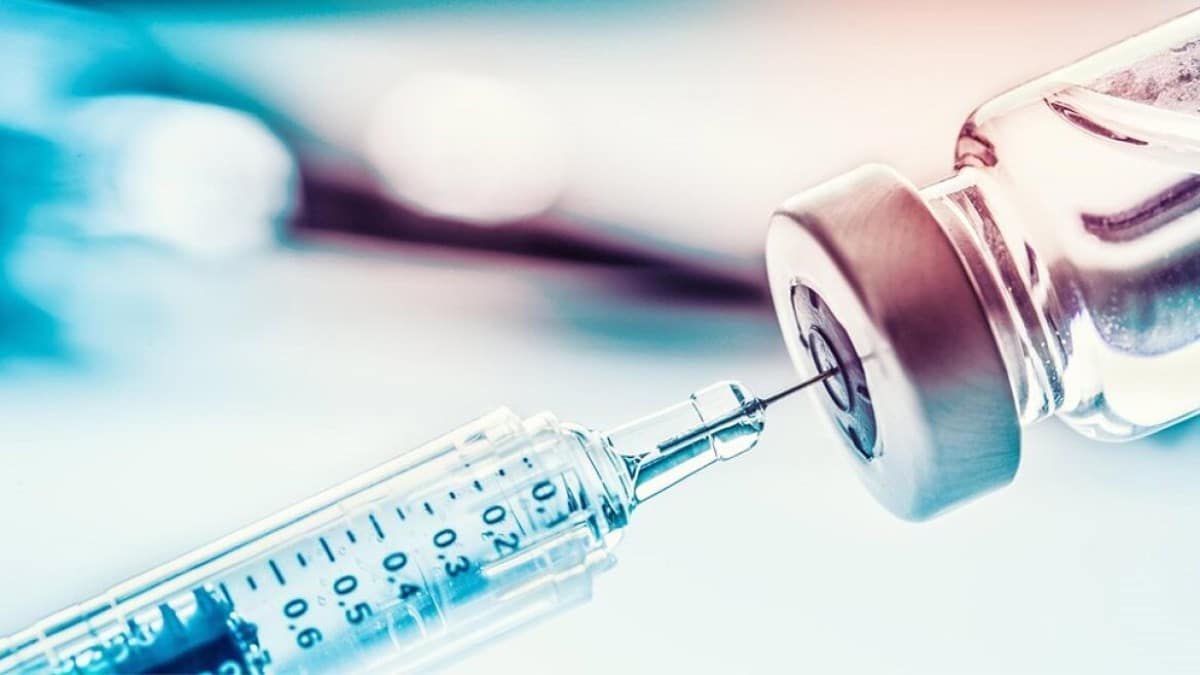 Εμβόλιο γρίπης: Ποιοι και πότε πρέπει να εμβολιαστούν πρώτοι – Οι 10 ομάδες αυξημένου κινδύνου