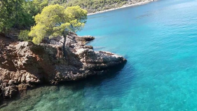 Το άγνωστο ελληνικό νησί και οι μακάβριες λεπτομέρειες που το συνοδεύουν
