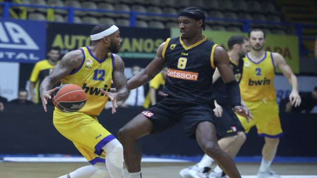 Basket League / Περιστέρι – ΑΕΚ (80-84): Απέδρασε η Ένωση με ανατροπή στην ανατροπή και 5 διψήφιους