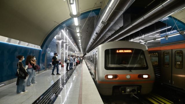 Συναγερμός στην Πανόρμου – Τηλεφώνημα για βόμβα στο μετρό