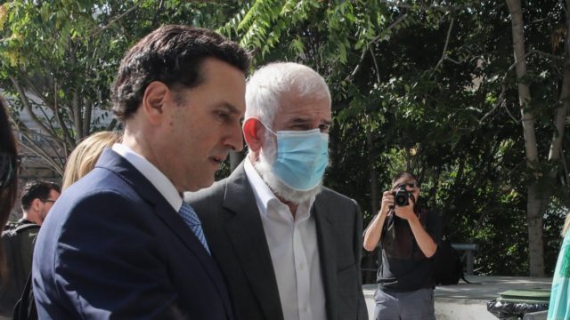 Αγωνία για την υγεία του Πέτρου Φιλιππίδη: Ο αληθινός λόγος που κουτσαίνει και η ανησυχία