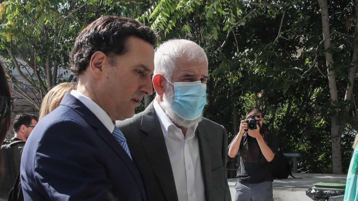 Αγωνία για την υγεία του Πέτρου Φιλιππίδη: Ο αληθινός λόγος που κουτσαίνει και η ανησυχία