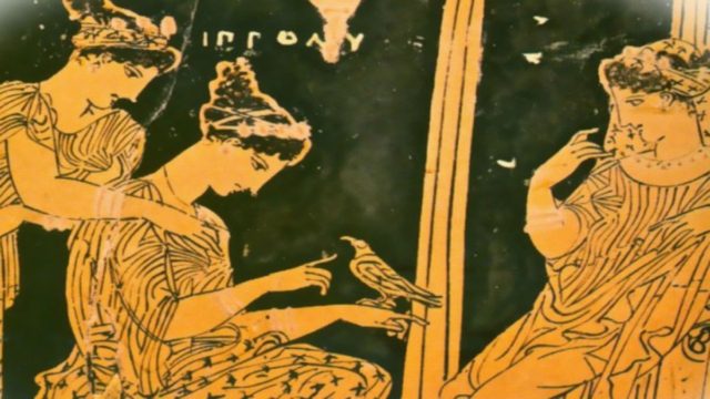 Γιατί σβήνουμε κεριά στα γενέθλια – Ποια ευχή έλεγαν οι Αρχαίοι Έλληνες