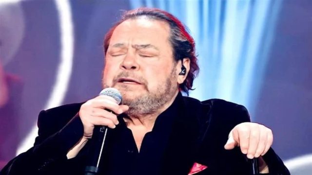 Δάκρυα συγκίνησης από τον Γιάννη Πάριο – «Έχω 4 φίλους, όχι παιδιά!»
