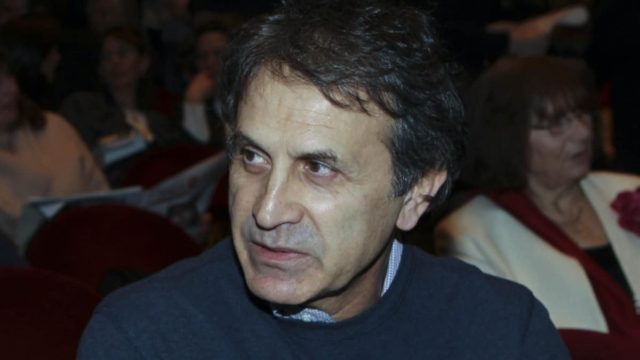 Τα ζητούσε από παντού ο Γιώργος Νταλάρας: «Μου είχε κάνει μήνυση για 100 εκατομμύρια δραχμές»