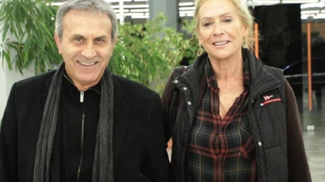 Αποκαλυπτικός για τον μεγάλο του έρωτα ο Γιώργος Νταλάρας: «Ήμουν πολύ ακοινώνητος – Με έκανε να γελάω…»