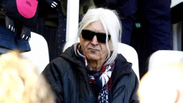 Το ξέρουν ελάχιστοι: Αυτός ο κούκλος αθλητής είναι κουνιάδος του Νίκου Καρβέλα (photos)