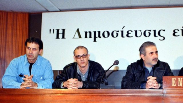 Ακραίος Γιώργος Νταλάρας: «O Λάκης Λαζόπουλος έκανε όλα τα παιδιά να γίνουν γυναίκες…»