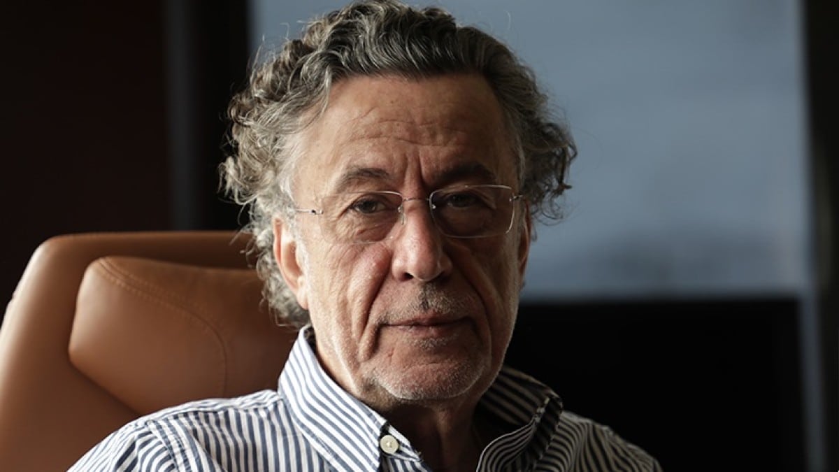 «Υποταγμένοι υπάλληλοι του αναψυκτικού! Χιονοστιβάδα που θα σας θάψει…» – “Βόμβες” Μάκη Τριανταφυλλόπουλου για τους βιασμούς (photo)