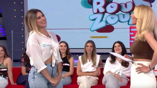 Παίκτρια του Ρουκ Ζουκ «κολλημένη» με μπασκετμπολίστα του Ολυμπιακού (ΒΙΝΤΕΟ)
