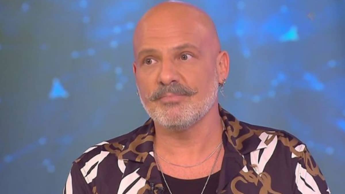 “Διαζύγιο” για τον Νίκο Μουστινά: Οι τίτλοι τέλους και ο νέος “γάμος”