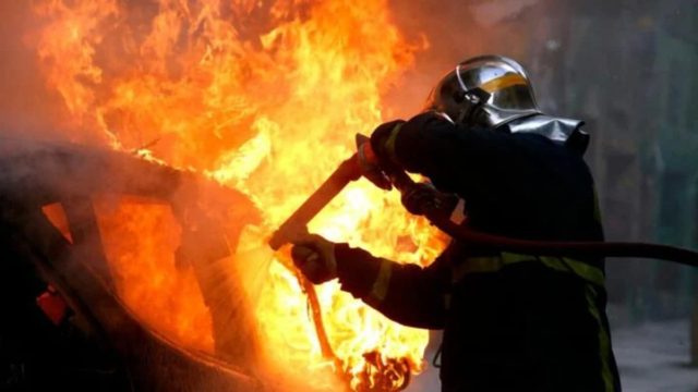 Αιτωλικό: Θανάσιμο τροχαίο – Εγκλωβισμένος σε φλεγόμενο αμάξι