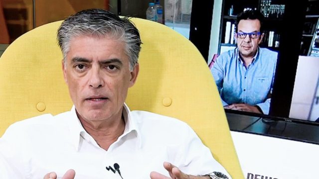 «Με την αγάπη που μου έδειχνε…»: Η σπάνια εξομολόγηση του Νίκου Ευαγγελάτου για τον πατέρα του