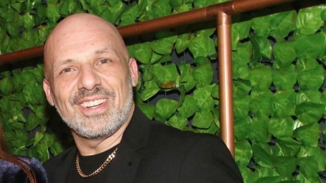 Σε απόγνωση ο Νίκος Μουτσινάς: «Έχω κάνει τρεις προσπάθειες να υιοθετήσω παιδί, θα κάνω άλλη μία»