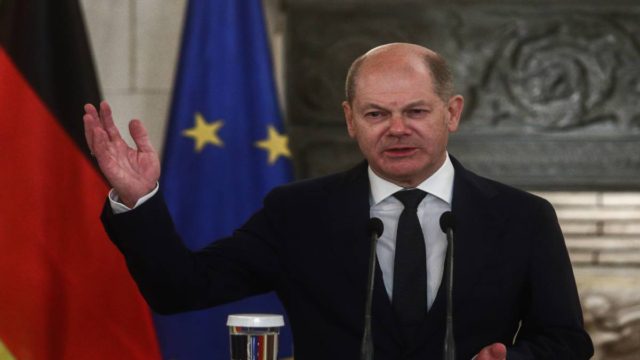 Όλαφ Σολτς: «Χαστούκι» στην Τουρκία, διπλωματική απάντηση για τις αποζημιώσεις