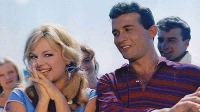 Κανονικός διασυρμός: «Όταν έφυγε από τη ζωή η Αλίκη Βουγιουκλάκη, ο Δημήτρης Παπαμιχαήλ με…»