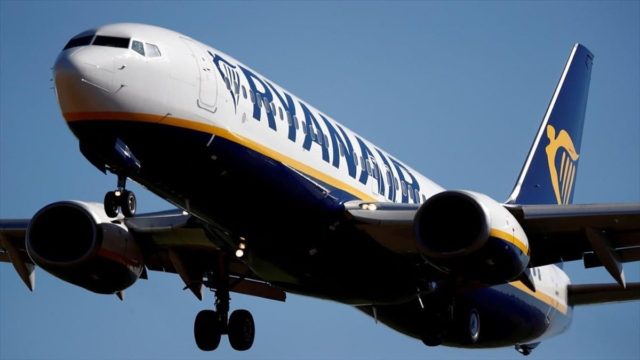 Ήρθε να μας φτιάξει τα Χριστούγεννα η Ryanair – Σούπερ προσφορά με πτήσεις από €24,99!