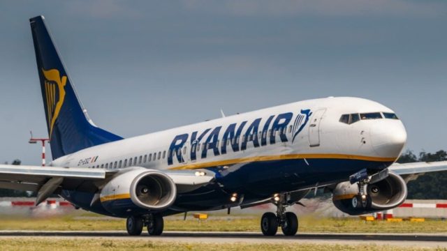 Προσφορά «αστραπή» από την Ryanair – Έκπτωση 20% για απολαυστικά ταξίδια στο εξωτερικό