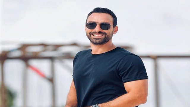 Μας «έλιωσες» Σάκη Τανιμανίδη – Το απίστευτα τρυφερό βίντεο με τις δίδυμες κόρες του