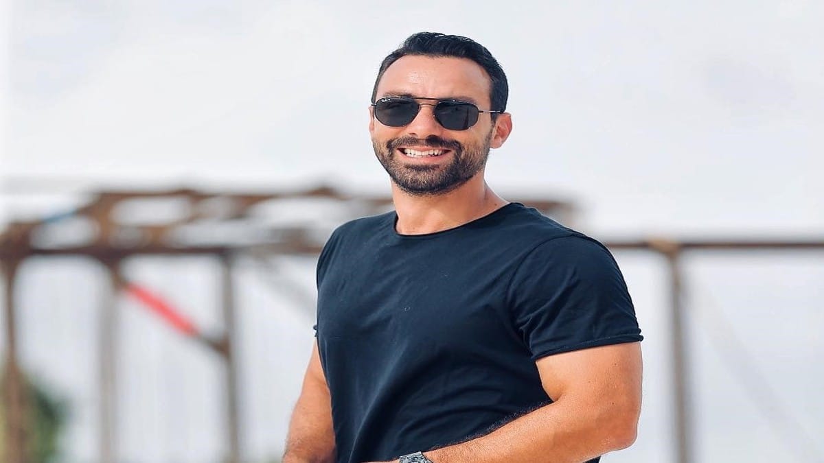 Μας «έλιωσες» Σάκη Τανιμανίδη – Το απίστευτα τρυφερό βίντεο με τις δίδυμες κόρες του
