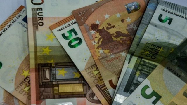 Συντάξεις Νοεμβρίου: Πότε γίνεται η πληρωμή – Αναλυτικά οι ημερομηνίες! Ποιοι συνταξιούχοι θα “δουν” αύξηση 7% από το νέο έτος (Video)