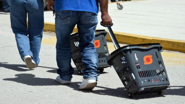 Πήραν «φωτιά» τα ράφια του Σκλαβενίτη – Τι κερδίζουν όσοι πάνε νωρίς