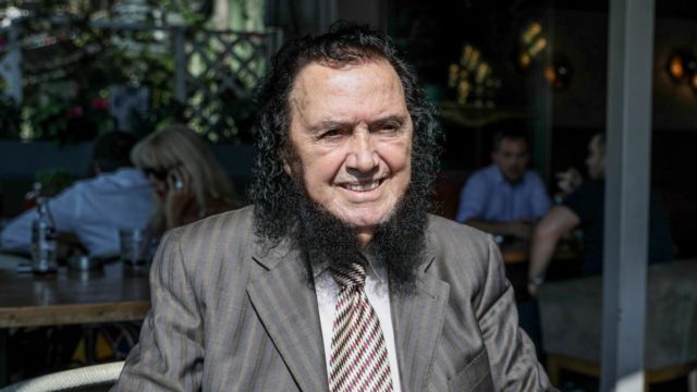 Σταμάτης Κόκοτας: Η φιλία με τον Αριστοτέλη Ωνάση, η Ρολς Ρόις και τα 50 εκατομμύρια για να ξυρίσει τις φαβορίτες του