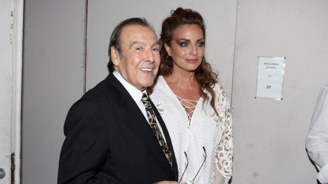 “Με ωθεί στο να πιστεύω…” – Η αποκάλυψη της Άντζελας Γκερέκου μετά τον θάνατο του Τόλη Βοσκόπουλου