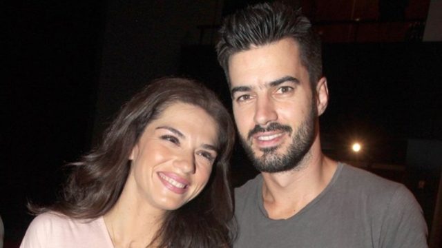 Έφτασαν ένα «βήμα» από το γάμο: Αυτή ήταν η σύντροφος του Γιάννη Τσιμιτσέλη πριν γνωρίσει τη Βάσω Λασκαράκη