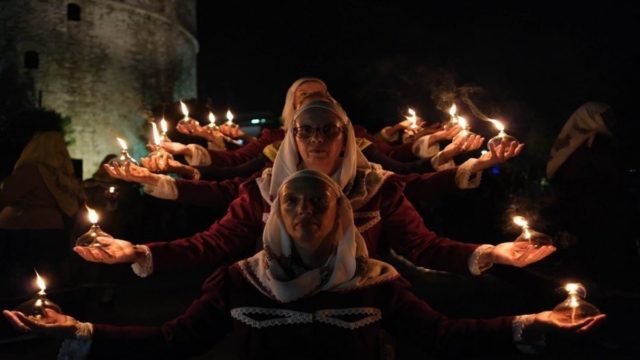 «Η ανάγκη της θύμησης»: Εικαστική έκθεση για τα 100 χρόνια από τη Μικρασιατική Καταστροφή στο Επιγραφικό Μουσείο