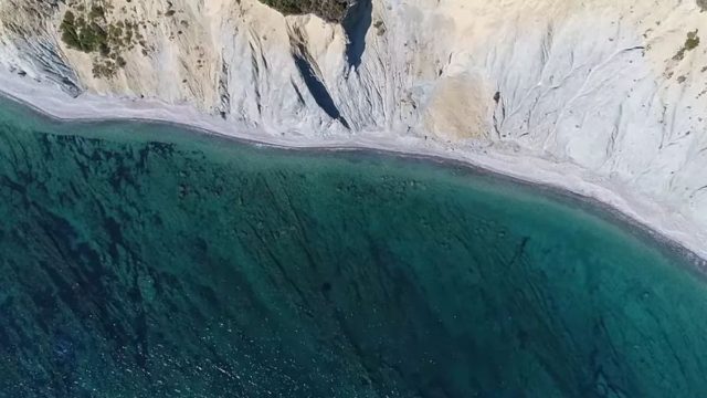 Η Ελλάδα στα καλύτερα της! Οι “Νορμανδικές” ακτές της Πελοποννήσου που πρέπει οπωσδήποτε να επισκεφτείτε