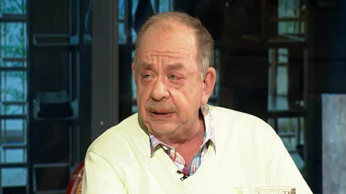 Δύσκολες ώρες για τον Ηλία Μαμαλάκη – “Οι ώρες στην εντατική δεν περνάνε”
