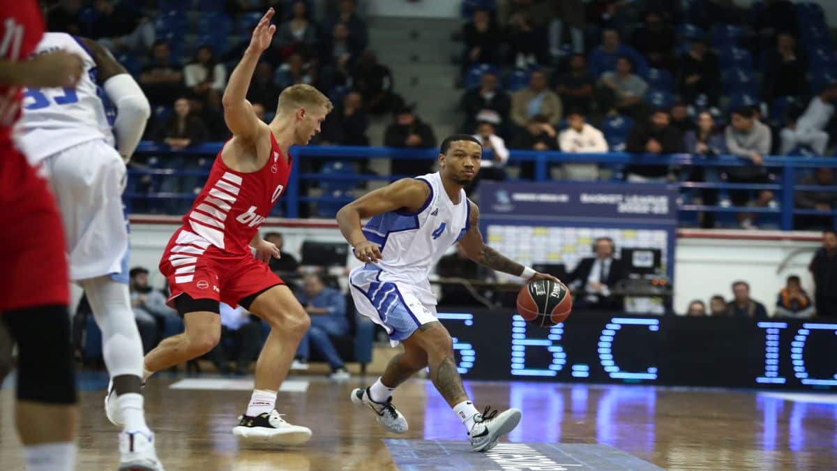 Basket League / Ιωνικός – Ολυμπιακός (81-107): Βεζένκοβ βγαλμένος από video game και προπόνηση στη Νίκαια