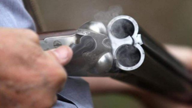 Αχαΐα: 73χρονος αποπειράθηκε να σκοτώσει τον γείτονά του – Αναζητείται για την σύλληψή του