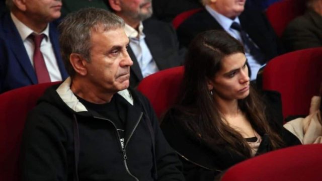 Έχει καλλιτεχνική… φλέβα σαν του πατέρα της: Αυτή τη δουλειά κάνει η κόρη του Γιώργου Νταλάρα, Γεωργιάννα