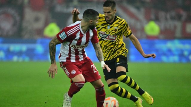 Ολυμπιακός – ΑΕΚ 0-0: «Λευκή» ισοπαλία στο Καραΐσκάκη – Χωρίς νικητή το ντέρμπι