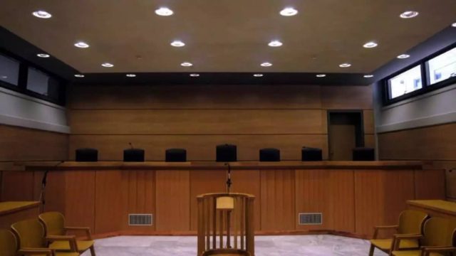 Θεσσαλονίκη: Έφερε τον κάδο στο κεφάλι της πεθεράς του ενώ καβγάδιζε με την σύζυγό