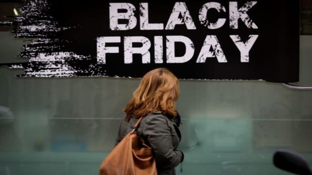 “Οδηγός επιβίωσης” Black Friday: Τι να προσεξουμε και πως να αποφύγουμε τις απάτες