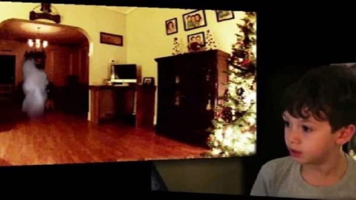 Μικρό παιδί τοποθετεί κρυφή κάμερα στο δωμάτιο του και δεν μπορεί να πιστέψει στα μάτια του όταν βλέπει πως το βράδυ… (video)