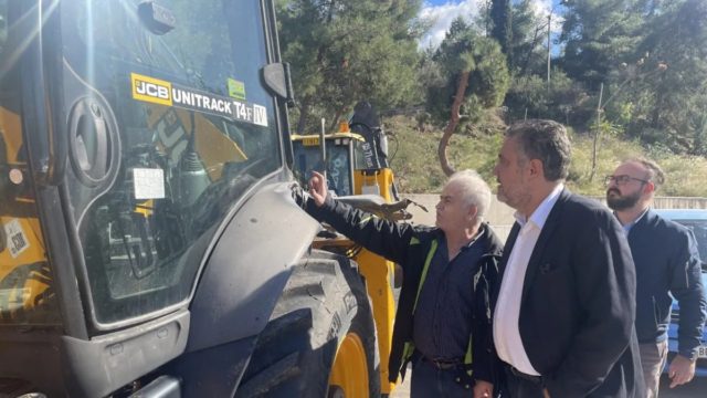 Εμπρηστική επίθεση Ζωγράφου: Στο επίκεντρο το αμαξοστάσιο του δήμου – Αρκετές ζημιές στα μηχανήματα