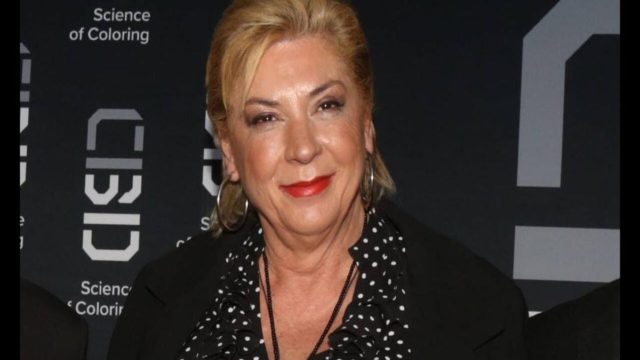 Δημόσιο «πυρ» από τη Δήμητρα Λιάνη: «Κάντε το όπως ο Ανδρέας το…»