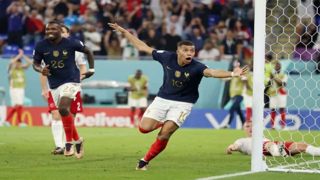 Μουντιάλ 2022 / Γαλλία – Δανία 2-1: Ο Κιλιάν Εμπαπέ έφερε τη νίκη και την πρόκριση στον επόμενο γύρο (Video)