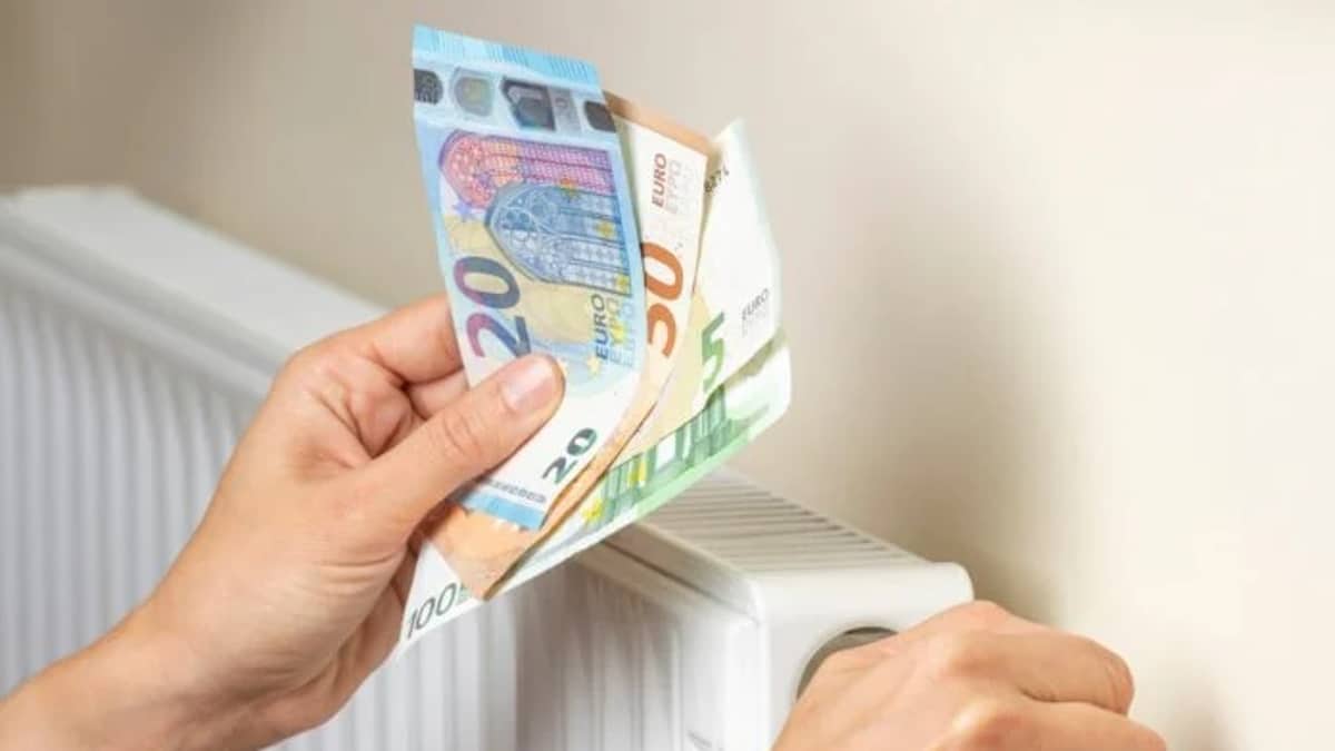 Οικονομική ανάσα εν όψει Χριστουγέννων: Μεγάλη πτώση στις τιμές πετρελαίου θέρμανσης και βενζίνης – Περισσότεροι οι δικαιούχοι στην επιταγή ακρίβειας