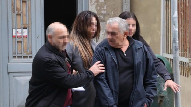 Επίθεση με καυστικό υγρό στο Ηράκλειο: Βρέθηκε ο οδηγός ταξί που συγκάλυψε την 38χρονη μετά την επίθεση της