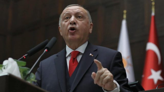 Ο Σουλτάνος της σφαλιάρας: Έβαλαν στη θέση τους τον Ερντογάν ΗΠΑ-Γαλλία κι εκείνος… ευχαρίστησε την Ελλάδα
