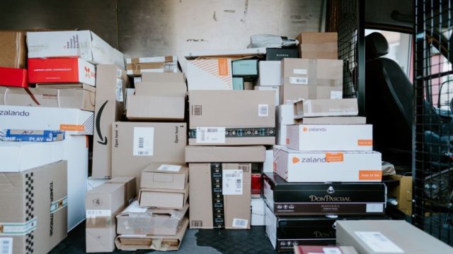 Πρόστιμο αξίας 60.000 ευρώ σε εταιρία κούριερ: Ποια παραβίαση προσωπικών δεδομένων έκανε και το πληρώνει ακριβά