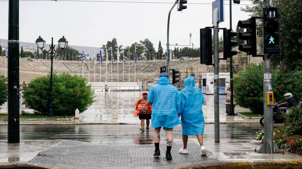 Κακοκαιρία «EVA»: Συναγερμός στην Αττική – Αναμένεται μήνυμα του 112