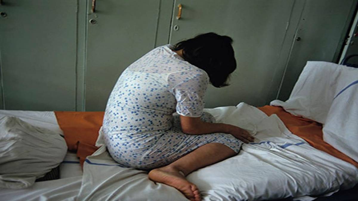 Φρίκη για 29χρονη στην Ηλεία: «Με νάρκωναν και με βίαζαν σε σπίτια και αυτοκίνητα» – Έμεινε έγκυος και της πήραν το παιδί